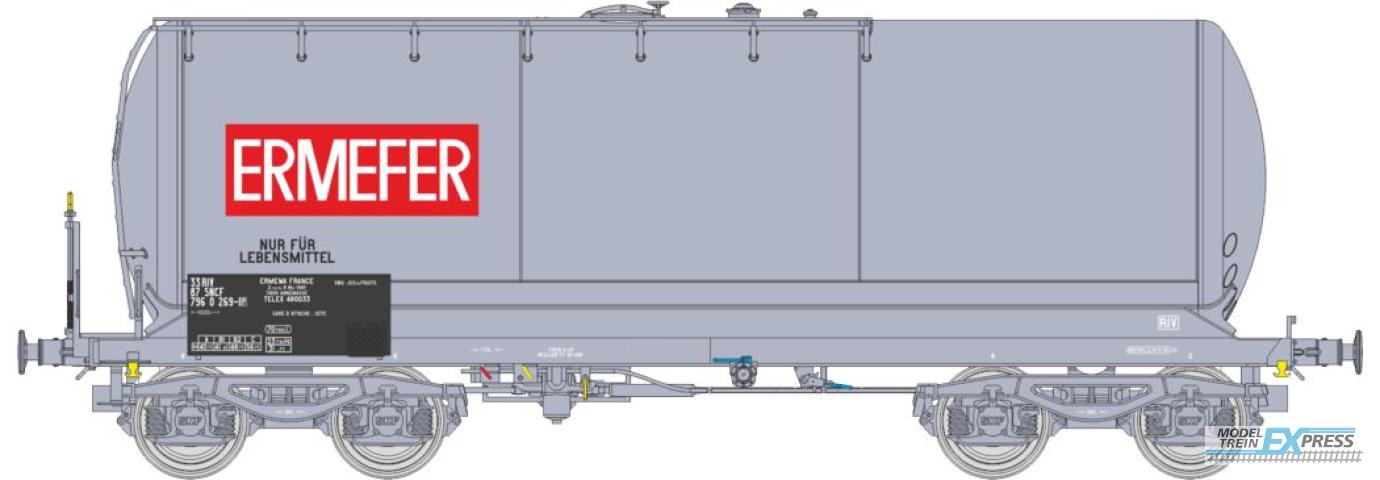 REE models WB-588